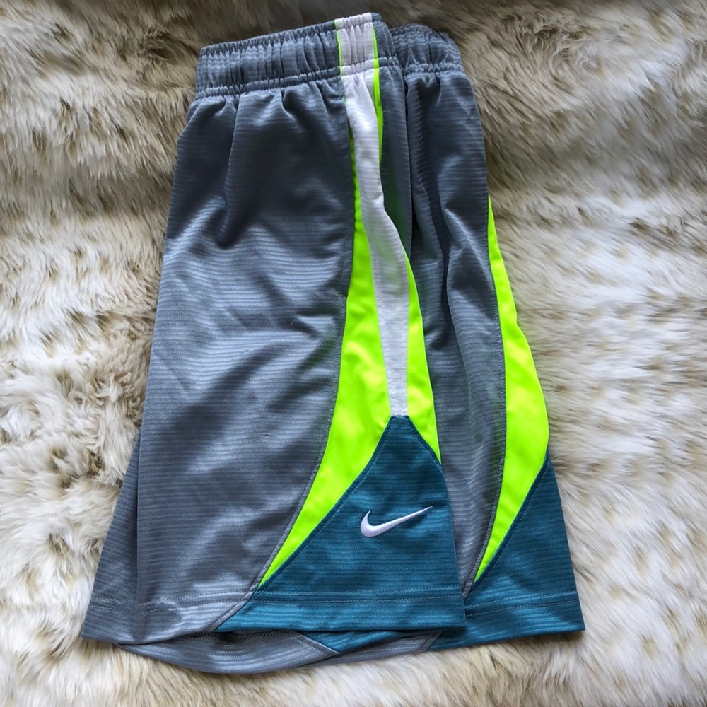 Woman’s Nike basketball shorts